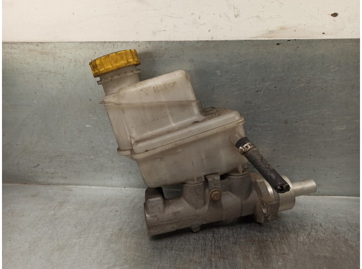 Recambio de bomba freno para fiat idea (135) 1.3 jtd cat referencia OEM IAM 0204024731 0204024731 BOSCH