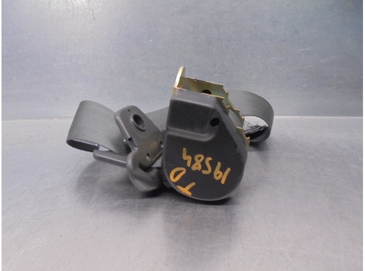 Recambio de cinturon seguridad trasero derecho para volvo serie 440 1.7 referencia OEM IAM 463176 570084800 5 PUERTAS