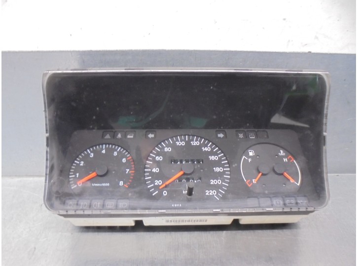 Recambio de cuadro instrumentos para volvo serie 440 1.7 referencia OEM IAM 45392504 487005 VDO