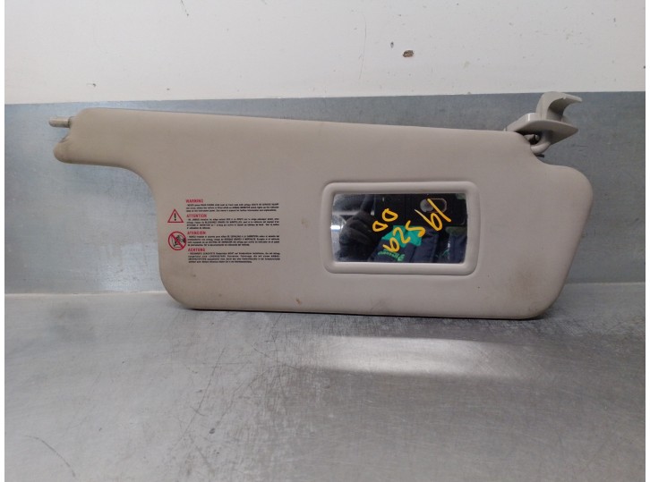 Recambio de parasol derecho para renault scenic ii 1.5 dci diesel referencia OEM IAM 8200138847  