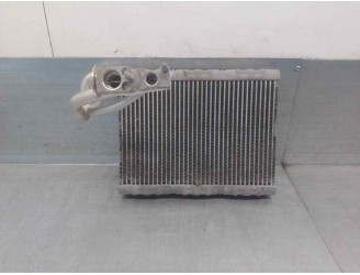 Recambio de radiador calefaccion / aire acondicionado para hyundai h 1 2.5 diesel referencia OEM IAM KG189001  