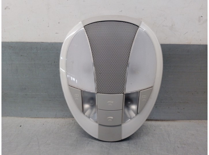 Recambio de luz interior para mercedes-benz clase cls (w219) 3.5 v6 cat referencia OEM IAM A2118202001 2JM00825713 