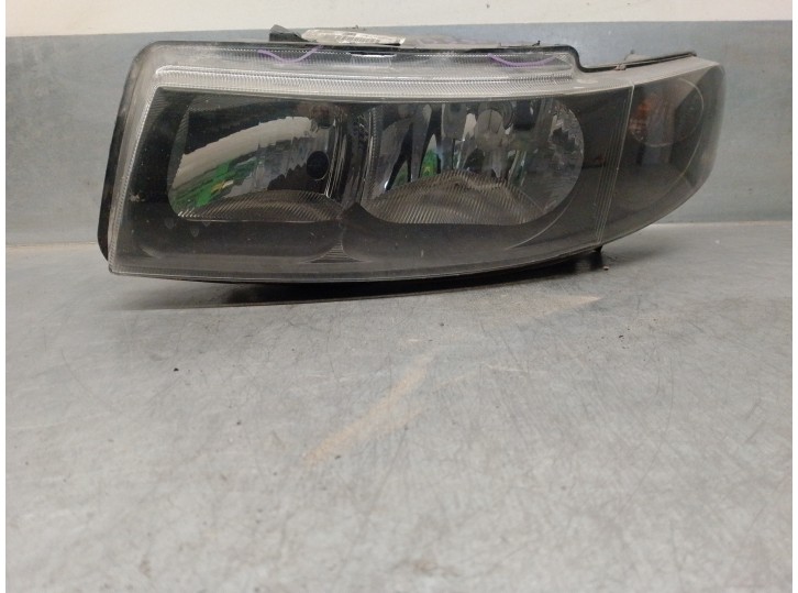 Recambio de faro izquierdo para seat leon (1m1) 1.9 tdi referencia OEM IAM 1M1941001D 67742691 5 PUERTAS