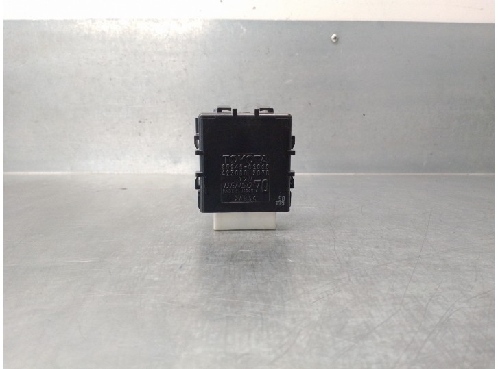 Recambio de modulo electronico para toyota auris 1.8 16v (híbrido) referencia OEM IAM 8594002060 4230002070 DENSO