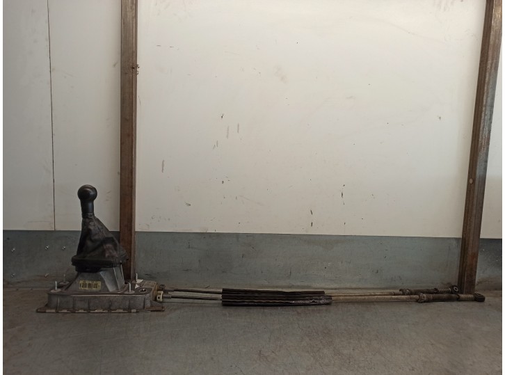 Recambio de palanca cambio para seat toledo (5p2) 2.0 tdi referencia OEM IAM 1K0711049AT  