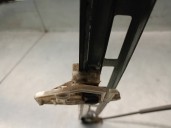 Recambio de elevalunas delantero derecho para peugeot 206 berlina xr referencia OEM IAM 9222F8 2 PINES 5 PUERTAS