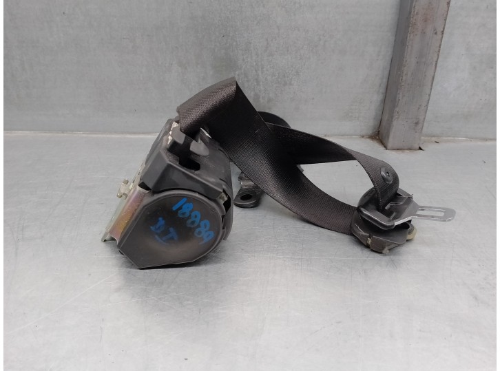 Replacement front left seat belt for BMW 3 Series Touring (E46) 2.0 diesel CAT OEM IAM reference 8207955 5 D