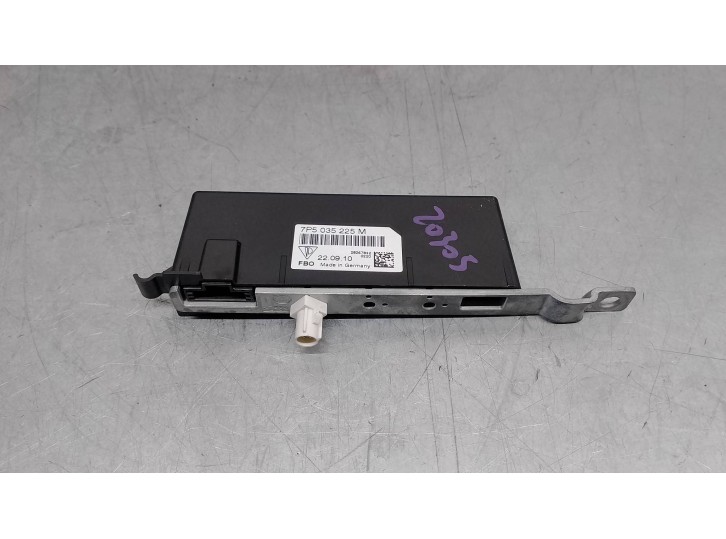 Recambio de antena para porsche cayenne (typ 92aa) 3.0 v6 tdi cat referencia OEM IAM 7P5035225M 