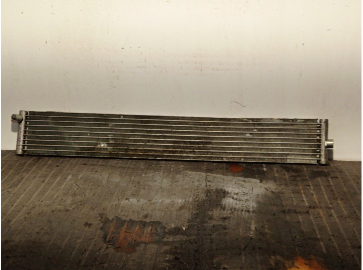 Recambio de radiador aceite para porsche cayenne (typ 92aa) 3.0 v6 tdi cat referencia OEM IAM 7P0317019 S7788003 BEHR