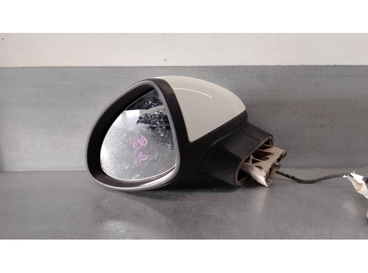 Replacement left wing mirror for Porsche Cayenne (Typ 92AA) 3.0 V6 TDI CAT OEM IAM reference 95873175101 7 PINS 5 DOORS