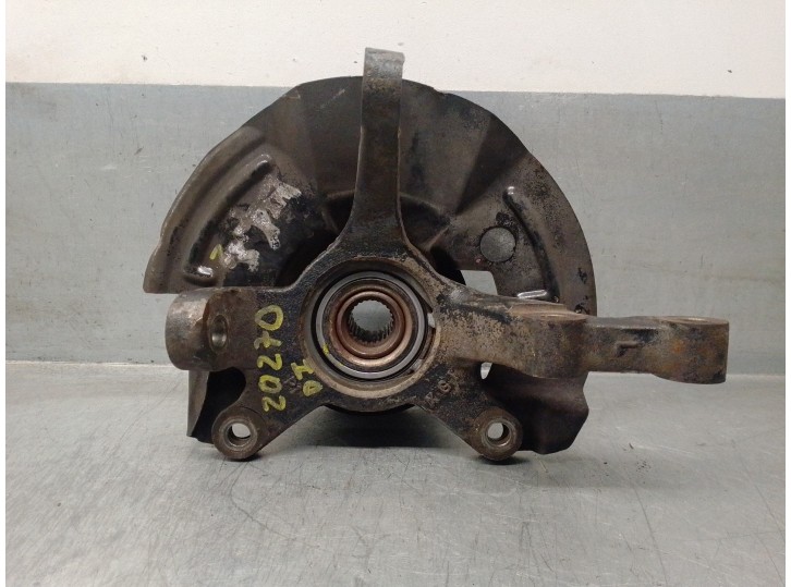 Recambio de mangueta delantera izquierda para hyundai getz (tb) 1.3 12v cat referencia OEM IAM 517151C010  