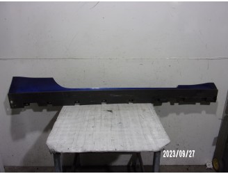 Recambio de faldon lateral para ford mustang 2.3 ecoboost cat referencia OEM IAM FR3Z6310176AA AZUL Y NEGRO DERECHO