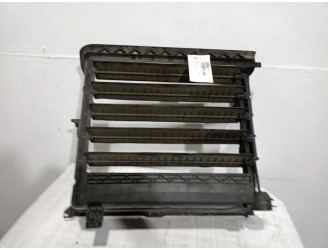 Recambio de calandra delantera de radiador para bmw serie 3 berlina (e46) 2.0 16v diesel cat referencia OEM IAM 157048048 