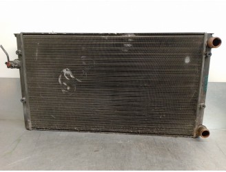 Replacement water radiator for Volkswagen Golf III Sedan (1H1) 1.6 OEM IAM reference 1H0121253BA 