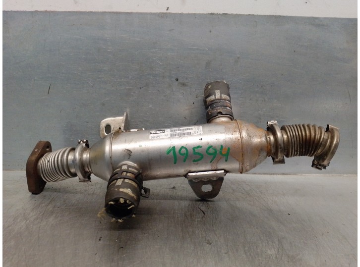 Recambio de enfriador egr para peugeot 307 (s1) 2.0 hdi cat referencia OEM IAM 9639874380 869922R VALEO