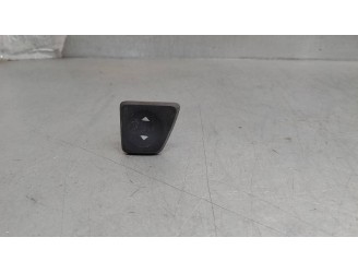 Recambio de mando elevalunas delantero derecho para fiat 500 (312_) 1.2 (312axa1a) referencia OEM IAM 305062957B  