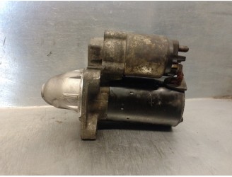 Replacement starter motor for Ford Focus sedan (CAP) 1.6 16V CAT OEM IAM reference 2S6U11000CB 0001107417 BOSCH