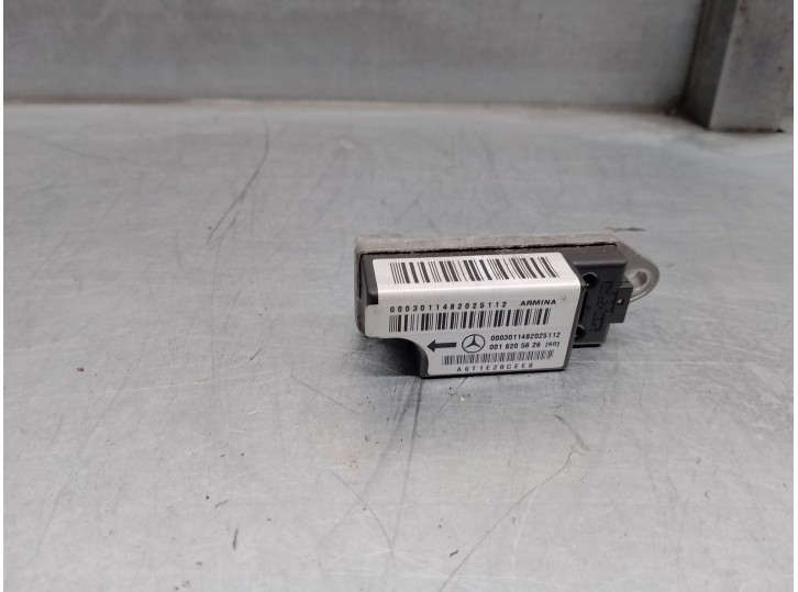 Recambio de sensor impacto para mercedes-benz clase e (w210) berlina diesel 2.7 cdi 20v cat referencia OEM IAM 0018205626 