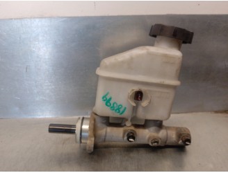 Recambio de bomba freno para hyundai i30 1.4 cat referencia OEM IAM 585101H200 585101H200 