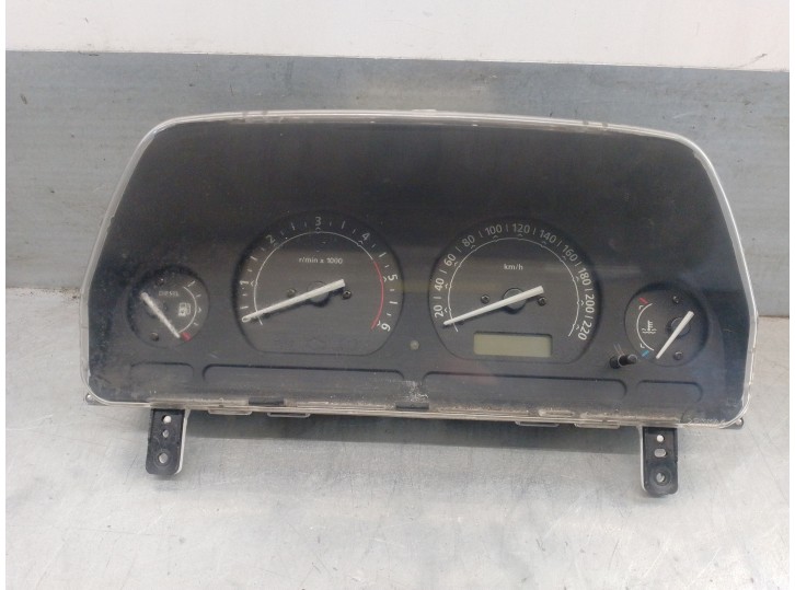 Recambio de cuadro instrumentos para land rover freelander (ln) 2.0 td4 cat referencia OEM IAM LR0016004 YAC500200 