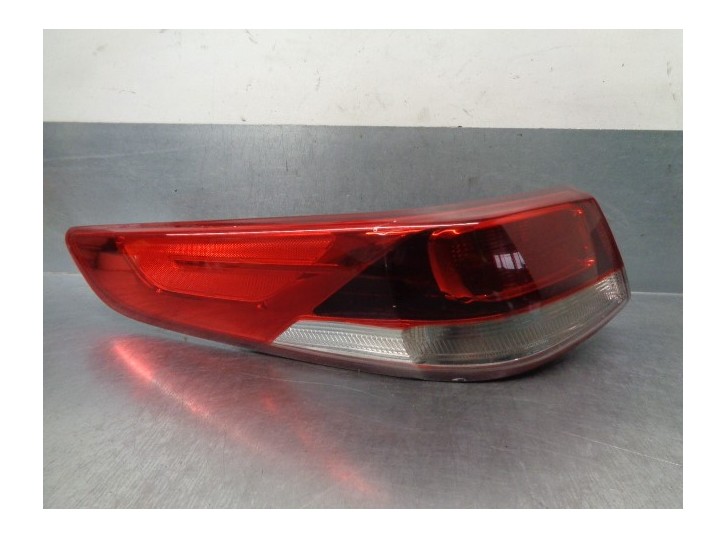 Recambio de piloto trasero izquierdo para kia optima 1.7 crdi cat referencia OEM IAM 92401D4000 DE ALETA 4 PUERTAS