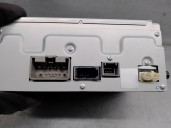 Replacement audio system / CD radio for Volvo V60 Kombi 2.0 diesel cat OEM IAM reference 31357004 