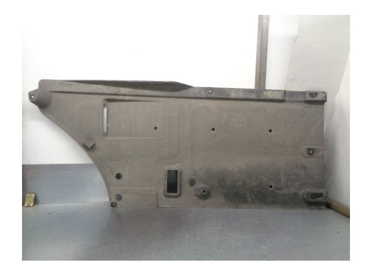 Recambio de cubrecarter para kia optima 1.7 crdi cat referencia OEM IAM 84147D4000 