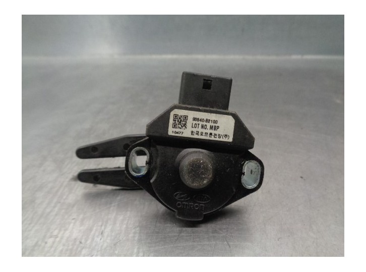 Recambio de sensor para kia optima 1.7 crdi cat referencia OEM IAM 93840B2100 