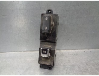 Recambio de mando elevalunas delantero derecho para kia optima 1.7 crdi cat referencia OEM IAM 93575D4030 93575D4030AK5 