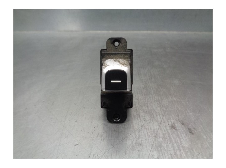 Recambio de mando elevalunas trasero izquierdo para kia optima 1.7 crdi cat referencia OEM IAM 93590D4000 