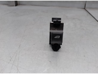 Replacement rear right window lifter switch for Volvo V60 Kombi 2.0 Diesel CAT OEM IAM reference 31272013 