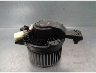 Recambio de motor calefaccion para kia optima 1.7 crdi cat referencia OEM IAM 97113D4000  