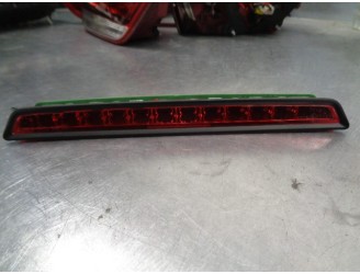 Recambio de luz central de freno para kia optima 1.7 crdi cat referencia OEM IAM 92700D4000  