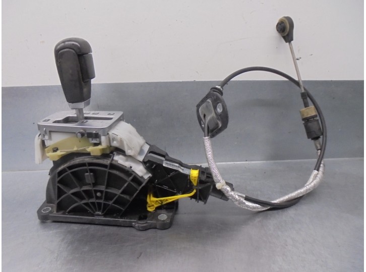 Recambio de palanca cambio para volvo v60 kombi 2.0 diesel cat referencia OEM IAM 30759121 31256941 