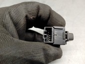 Recambio de interruptor para volvo v60 kombi 2.0 diesel cat referencia OEM IAM 31318989 