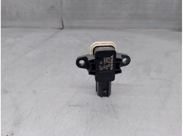 Recambio de sensor airbag para volvo v60 kombi 2.0 diesel cat referencia OEM IAM 30798030 