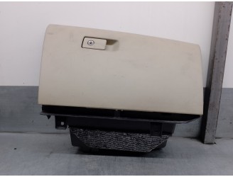 Replacement glove box for Volvo V60 Kombi 2.0 diesel cat OEM IAM reference 39809225 
