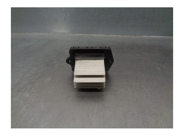 Recambio de resistencia calefaccion para kia optima 1.7 crdi cat referencia OEM IAM 97235D4000  