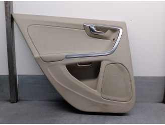 Replacement rear left door trim panel for Volvo V60 Kombi 2.0 Diesel CAT OEM IAM reference 8635872 5 DOORS