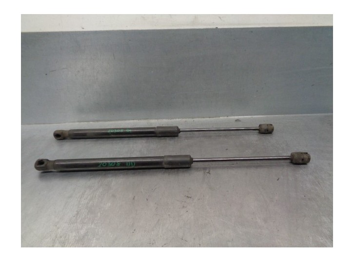 Recambio de amortiguadores capo para kia optima 1.7 crdi cat referencia OEM IAM 81161D4001 