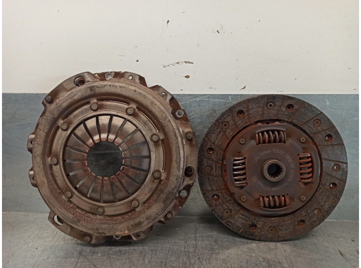 Recambio de kit embrague para opel corsa d limited edition referencia OEM IAM 55568086  