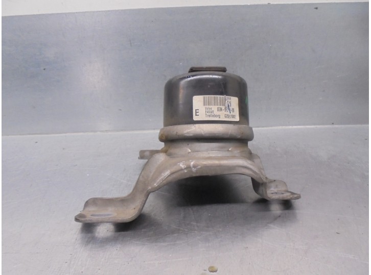 Recambio de soporte motor derecho para volvo v60 kombi 2.0 diesel cat referencia OEM IAM 8G9N6F012BB 