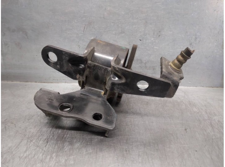 Replacement left engine mount for Mazda 323 Sedan F/S (BJ) 2.0 turbodiesel OEM IAM reference BJ3A39040B 