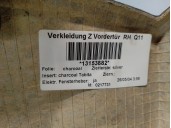 Recambio de guarnecido puerta delantera derecha para opel astra h berlina 1.6 16v referencia OEM IAM 13153882 