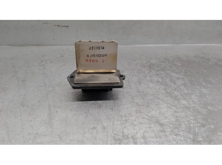 Recambio de resistencia calefaccion para mazda 323 berlina f/s (bj) 2.0 turbodiesel referencia OEM IAM KJ151GE6R  
