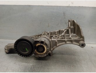 Recambio de soporte alternador para renault megane ii berlina 5p 1.5 dci diesel referencia OEM IAM 8200279705 8200279705 