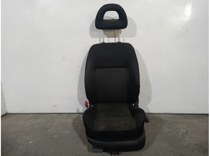 Replacement left front seat for Volkswagen Bora sedan (1J2) 1.9 TDI OEM IAM reference 6X0881375E BLACK FABRIC 4 PU