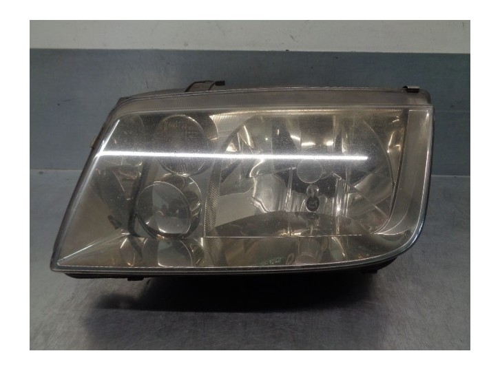 Recambio de faro izquierdo para volkswagen bora berlina (1j2) 1.9 tdi referencia OEM IAM 1J5941017BE 96359700L HELLA