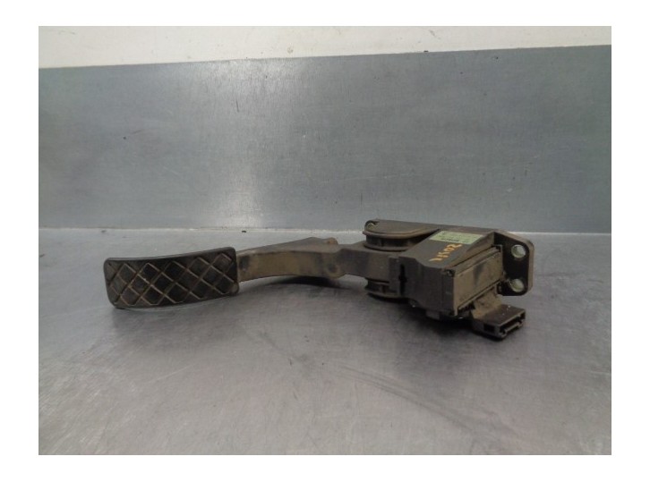 Recambio de potenciometro pedal para volkswagen bora berlina (1j2) 1.9 tdi referencia OEM IAM 1J1721503K 0281002342 BOSCH