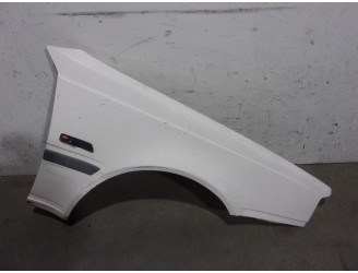 Replacement front right fender for Volvo 460 Series 1.9 turbodiesel OEM IAM reference 4806854 BLANCA 